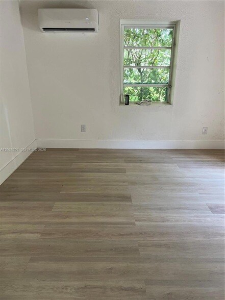 Building Photo - 16601 SW 83rd Ct