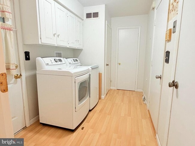 Building Photo - 694 Hickory Ridge Rd