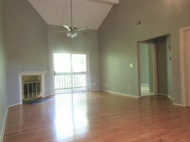 Building Photo - 4831 Horton St