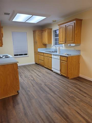Building Photo - 1204 FM310