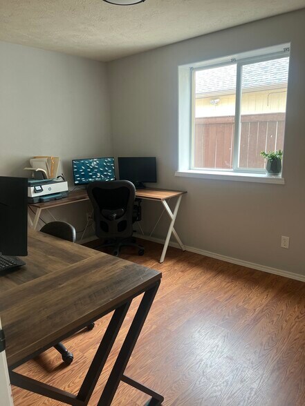 Bedroom #4 - 526 E Blackhawk Dr