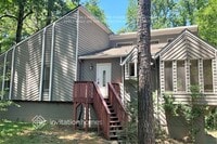 Building Photo - 261 Rustic Ridge Dr NE