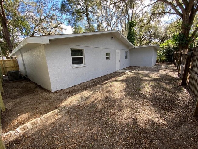 Building Photo - 4409 Plum St