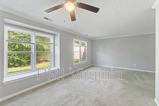 Building Photo - 3909 Wilmington Ct