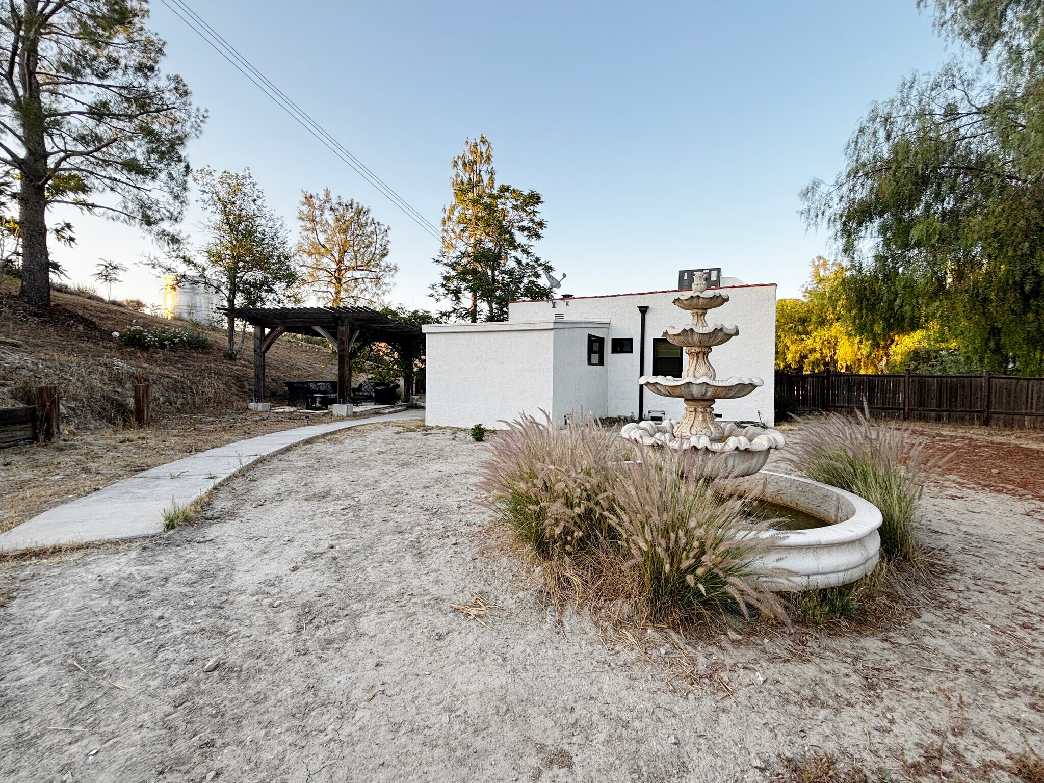 Building Photo - 16070 Baker Canyon Rd