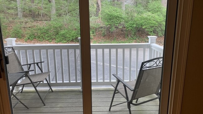 Building Photo - 3744 Ashworth Dr