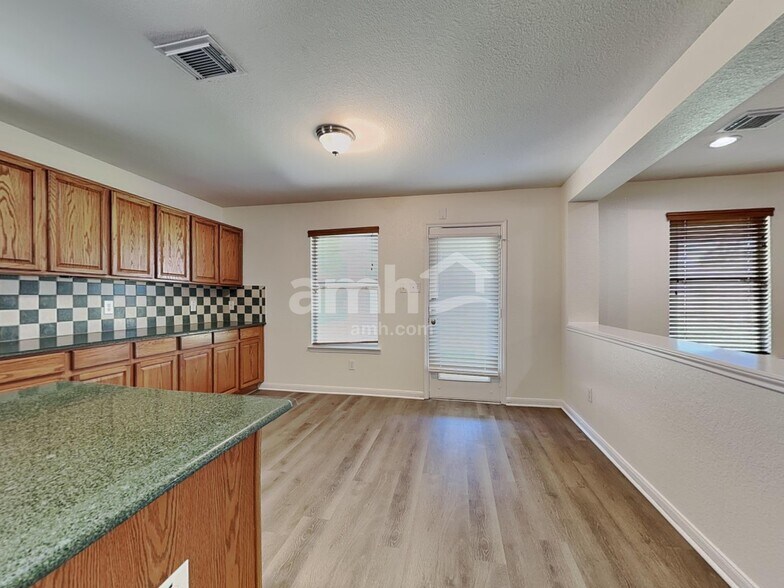 Building Photo - 29427 Legends Hill Dr