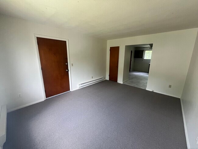 Building Photo - 67 Dallas Terrace
