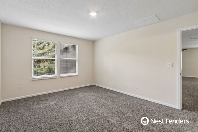 Building Photo - 65206 Lagoon Forest Dr