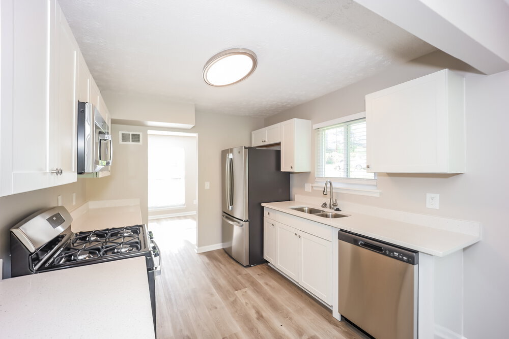 Building Photo - 6270 Beethoven Cir