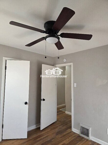 Building Photo - 104 Fenwick Dr