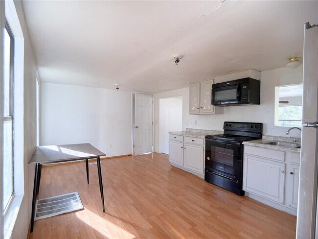 Building Photo - 18274 SE 22nd Pl
