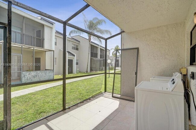 Building Photo - 4511 Treehouse Ln