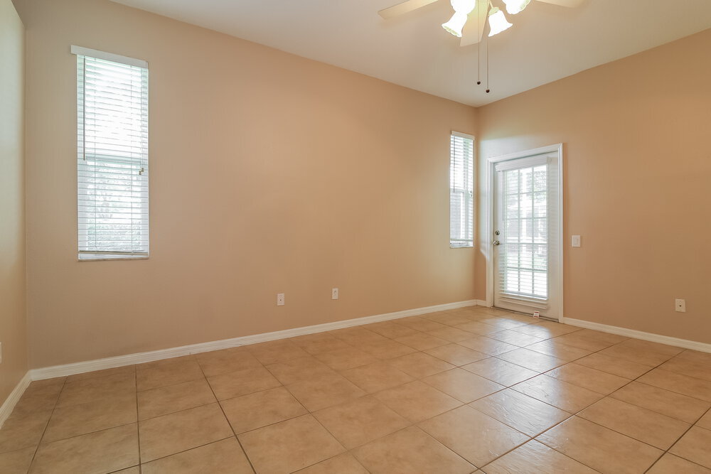 Building Photo - 5512 Terrain De Golf Dr