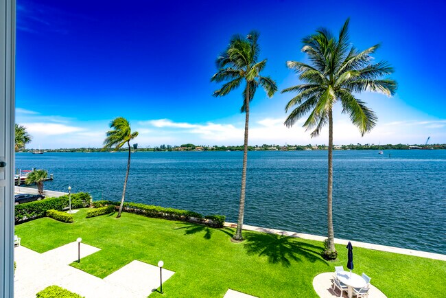 Building Photo - 2800 N Flagler Dr