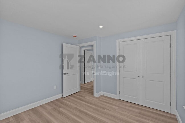 Building Photo - 24 Vernon Ave