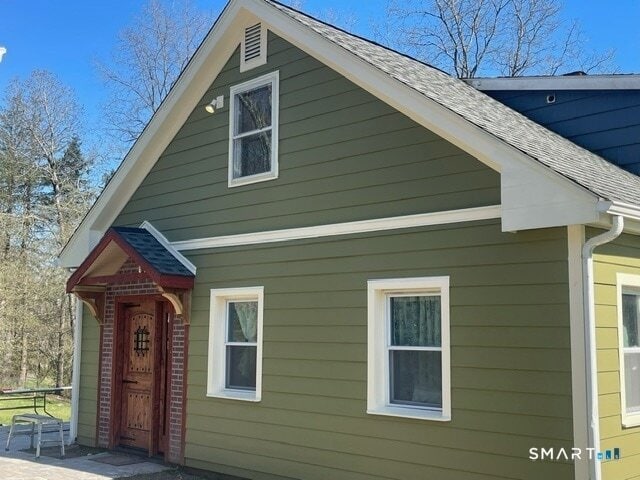 Building Photo - 446 Fall Mountain Rd