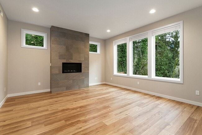 Building Photo - Like New!  Upgraded finishes Throughout!  ...