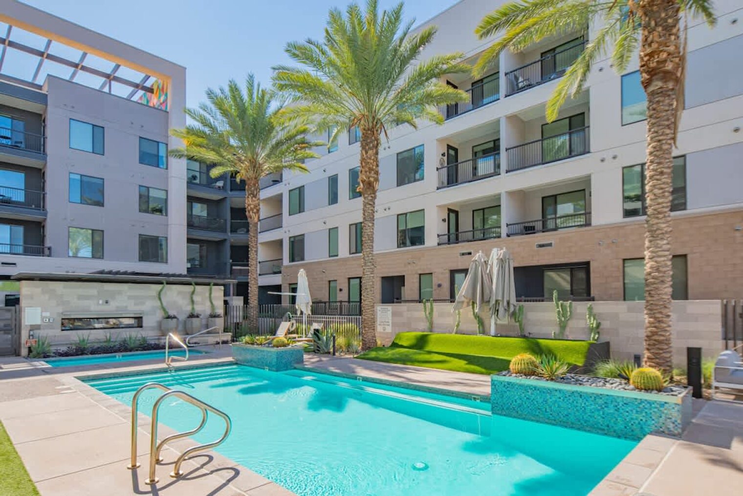 Building Photo - 701 W Rio Salado Pkwy
