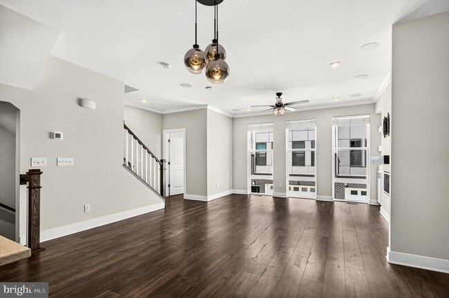 Building Photo - 1013 S Taylor Ct