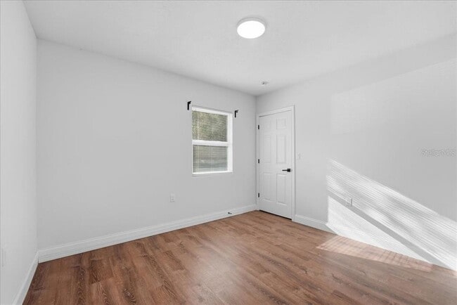 Building Photo - 2805 Mayer St