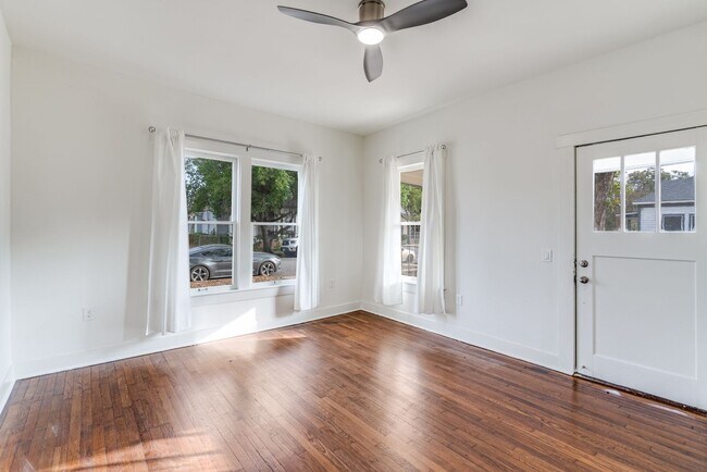 Building Photo - 210-M (ERL)