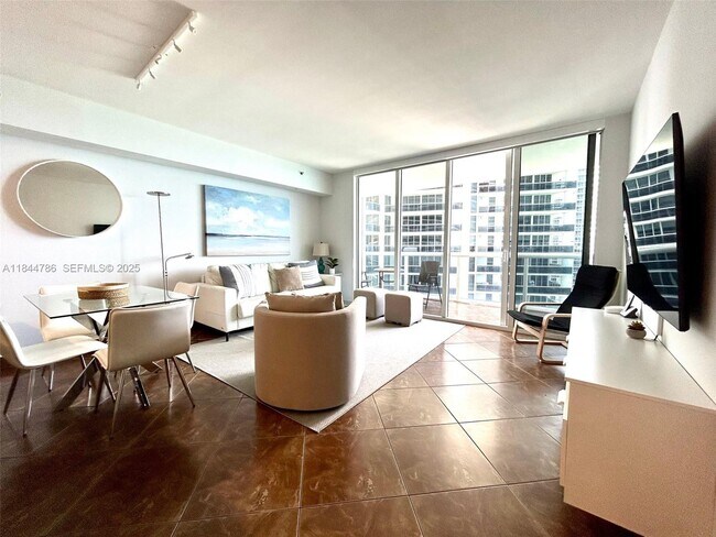 Building Photo - 1830 S Ocean Dr