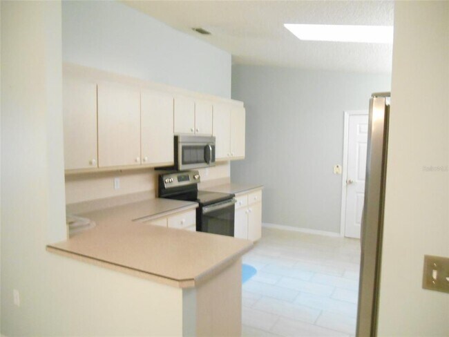 Building Photo - 17746 SE 99th Ave