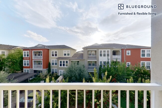 Building Photo - 1000 Lupine-SI FL2-ID4713A