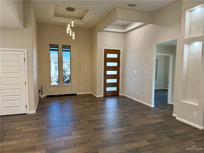 Building Photo - 12 W Polk Ave