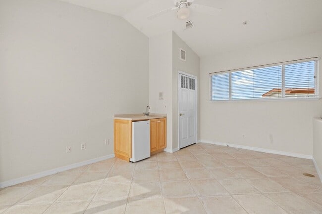 Building Photo - 1593 Pinellas Bayway S