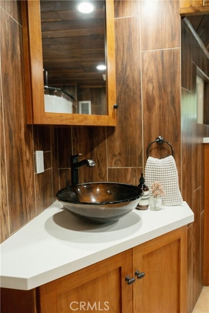 Building Photo - 16851 Hay Dr