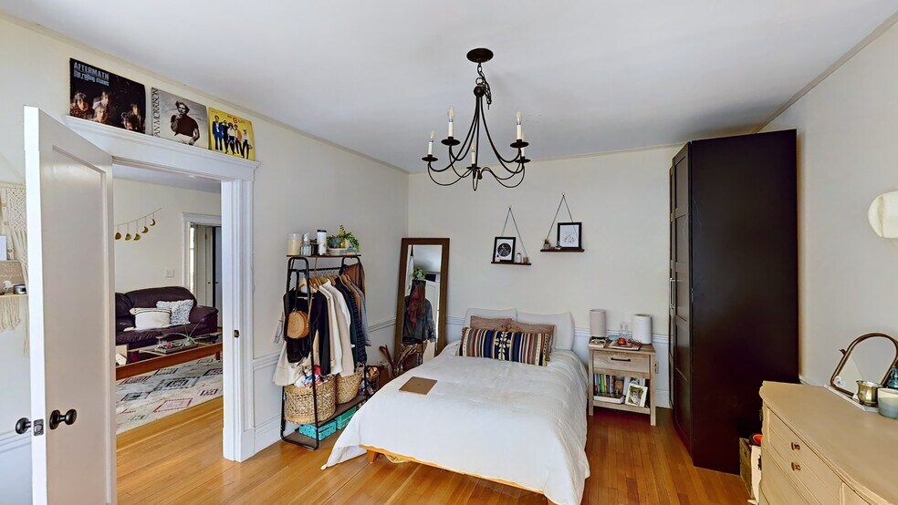 Building Photo - 226 Jamaicaway