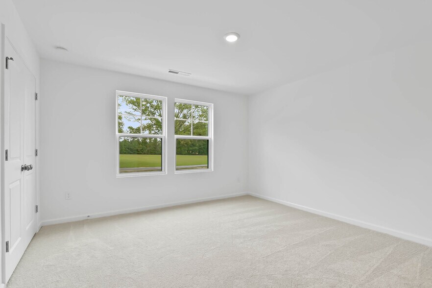Building Photo - 1532 Crescent Townes Way
