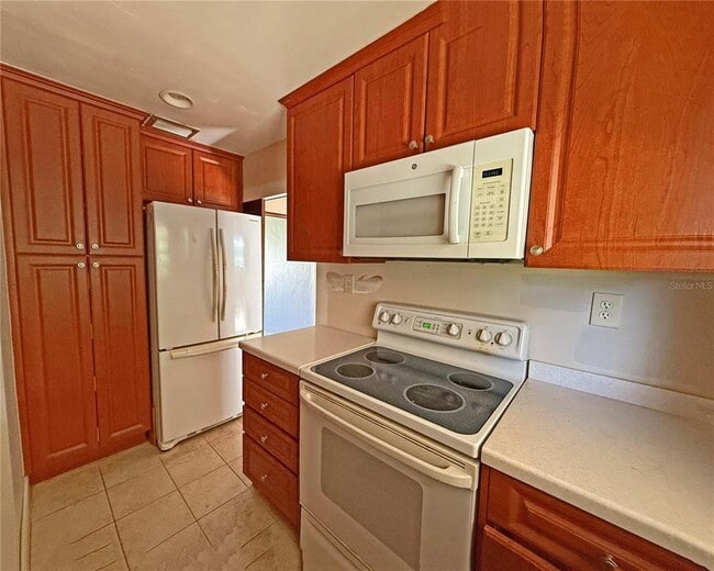 Building Photo - 4605 S Grady Ave
