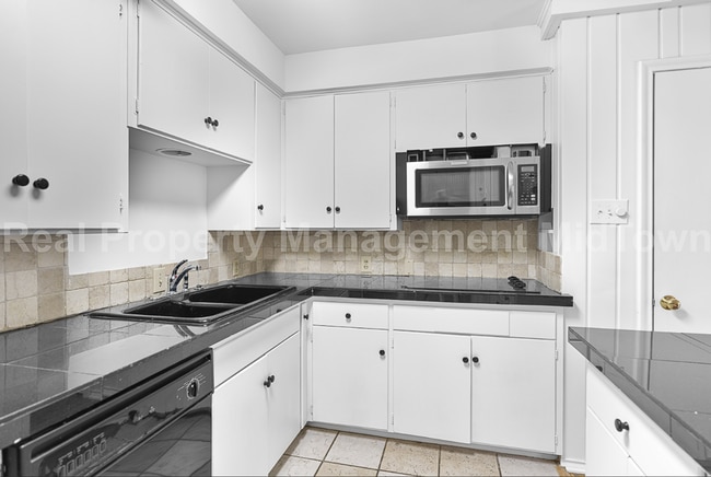 Building Photo - Live Elevated in the Heart of Viridian – S...