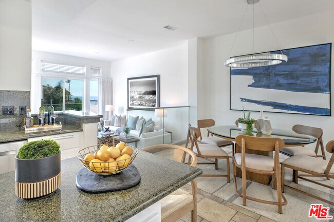 Building Photo - 6436 Lunita Rd