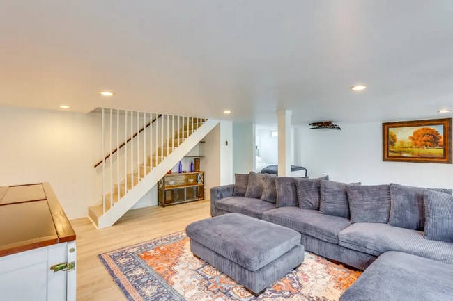 Building Photo - 4922 Westbranch Hwy