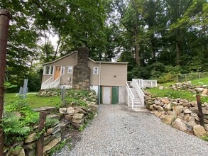 Building Photo - 23 Barrett Hill Rd