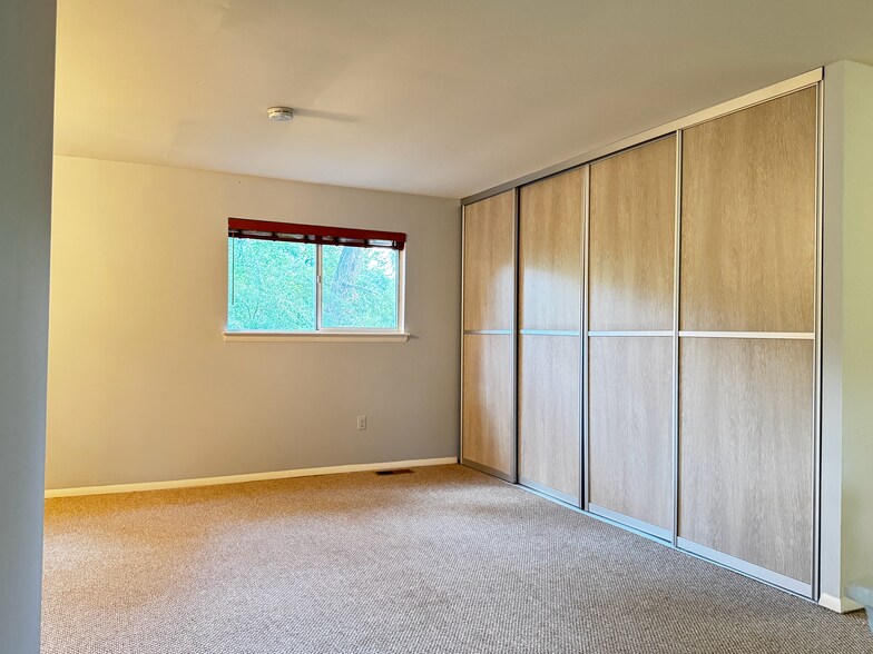 storage Closet open 2 - 5 Templar Ct