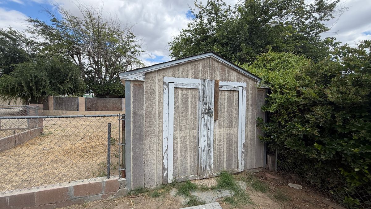 Building Photo - 113 1/2 Harris Drive, Rear House