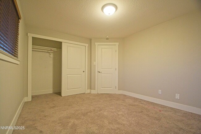 Building Photo - 489 Penny Way