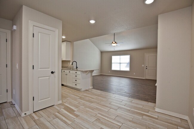 Building Photo - ***310-C Commercial***