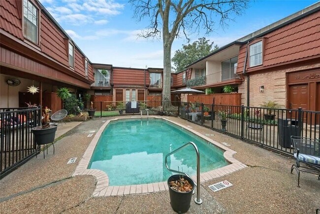 Building Photo - 3401 Timmons Ln