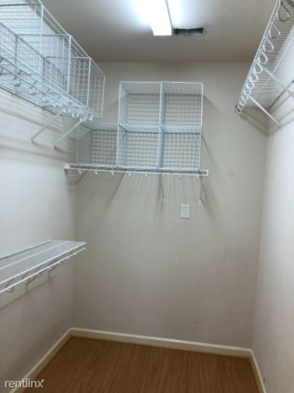 Building Photo - 3 br, 2.5 bath Condo - 135 Harbor Village Dr