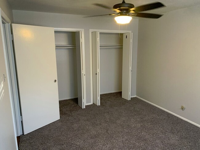 Building Photo - Duplex
