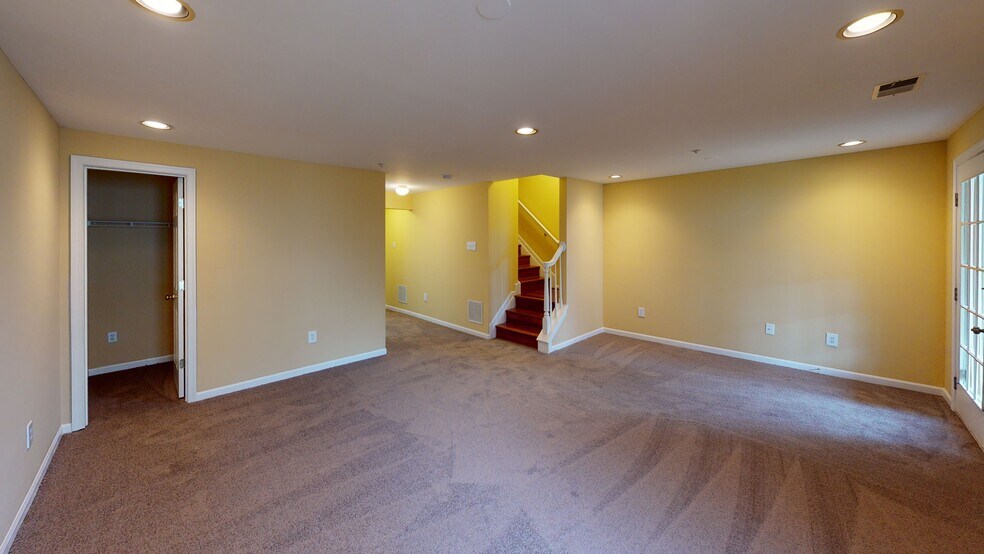 Building Photo - 9219 Owings Choice Ct