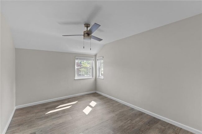 Building Photo - 6812 Grand Ave