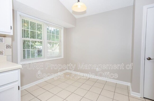 Building Photo - 3107 Waterford Ct