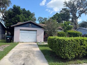 Building Photo - 8323 Esperanza St